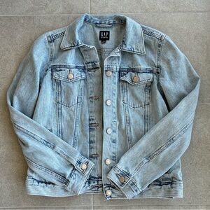 GAP Faded Blue Denim Jacket M
